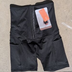 Black High-Waisted Shapewear Shorts Size Medium